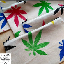 Load image into Gallery viewer, Noush's Arts & Crafts ~ hemp leaf rolling case natural